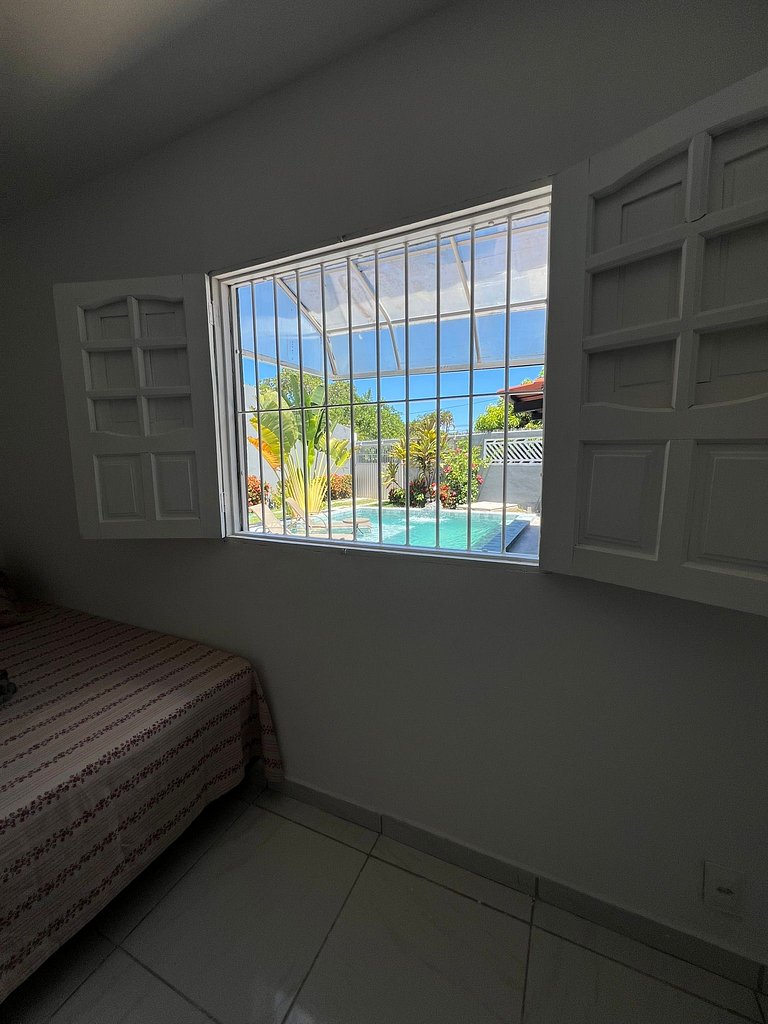 Casa de Praia:4 Quartos, 3 Suítes, Próximo a Praia