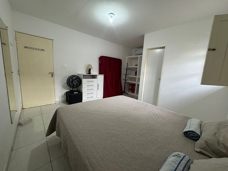 Casa de Praia:4 Quartos, 3 Suítes, Próximo a Praia